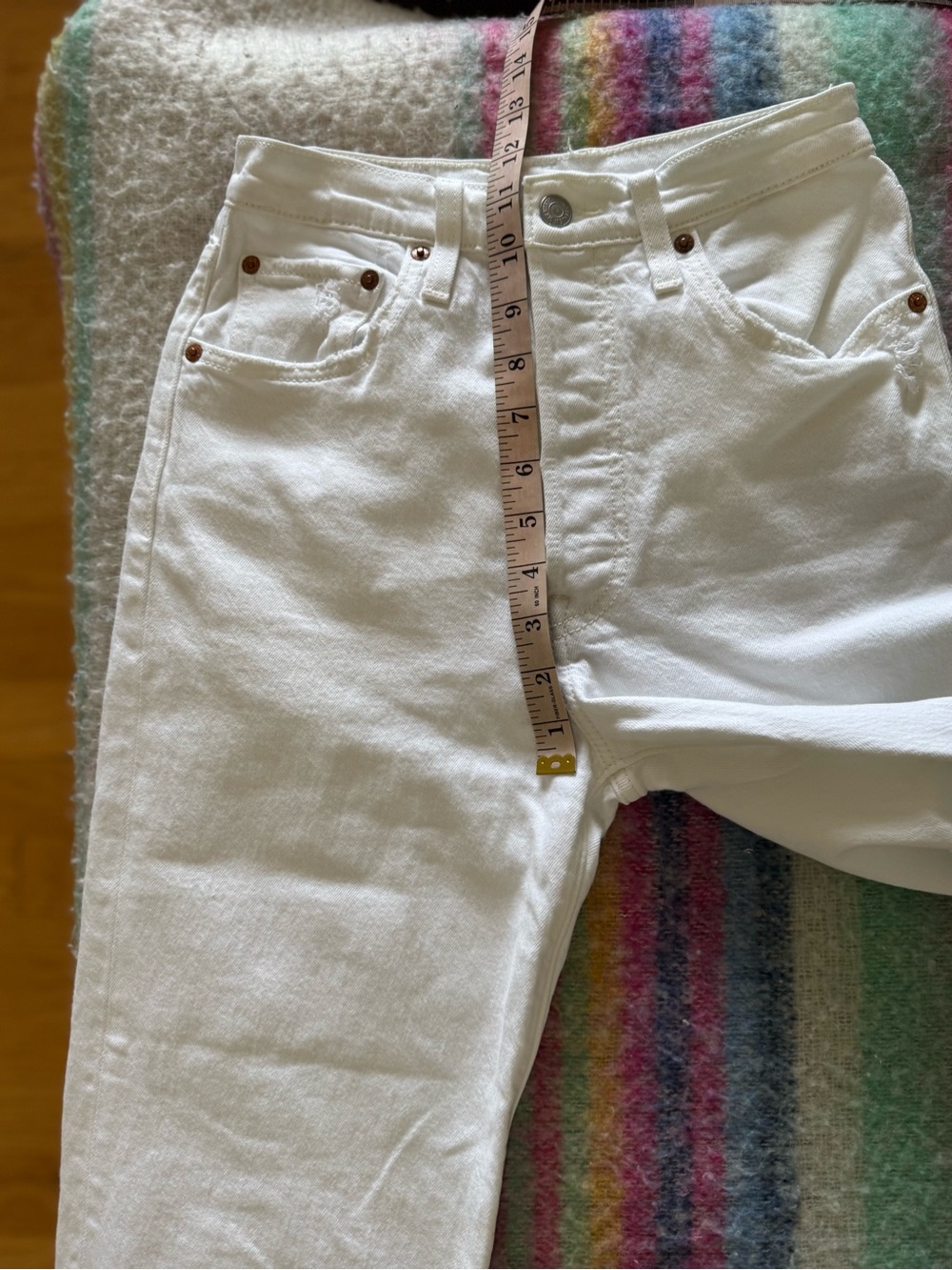 Levi’s Ribcage - Picture 6 of 11
